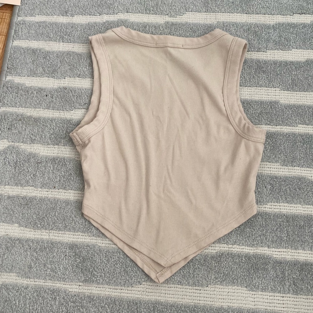 Amable Tan Ribbed Cropped Tank Top - Picture 5 of 9